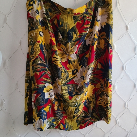 - Jones New York Floral Skirt • 100% Silk •Jungle Print • Size 16 - Picture 5 of 7